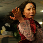 Michelle Yeoh no filme 'Tudo em Todo Lugar ao Mesmo Tempo'.